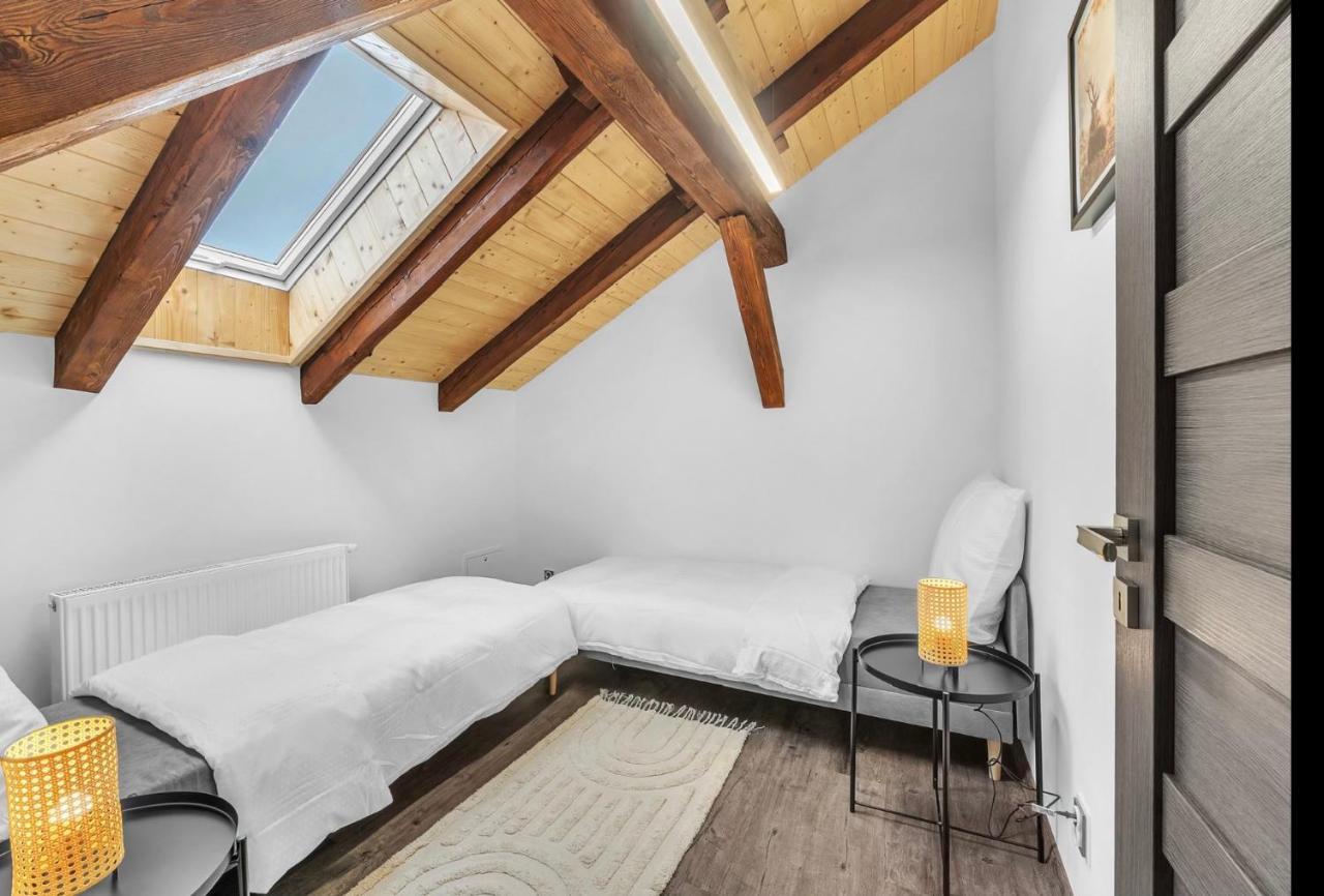 Hotel U Krale Jiriho Stráž pod Ralskem Bagian luar foto